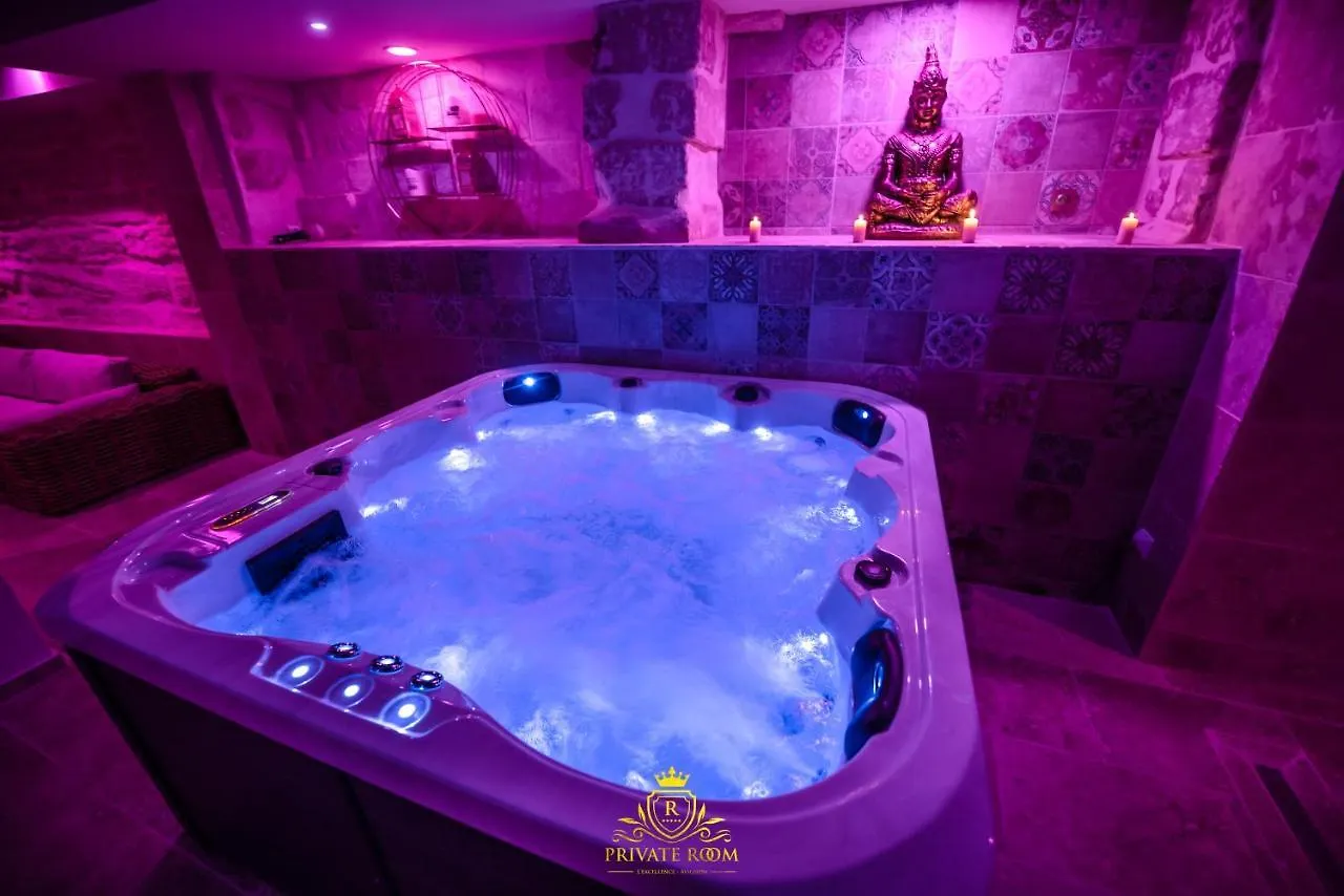 L'Excellence Avignon - Suite Luxe Sauna, Hammam & Jaccuzzi