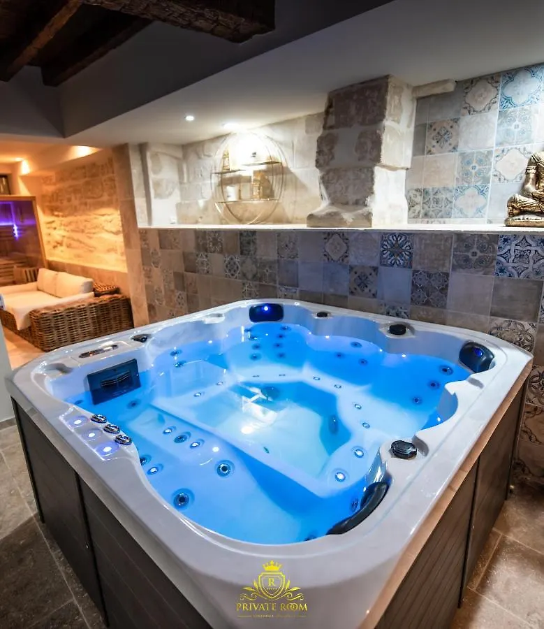 L'Excellence Avignon - Suite Luxe Sauna, Hammam & Jaccuzzi