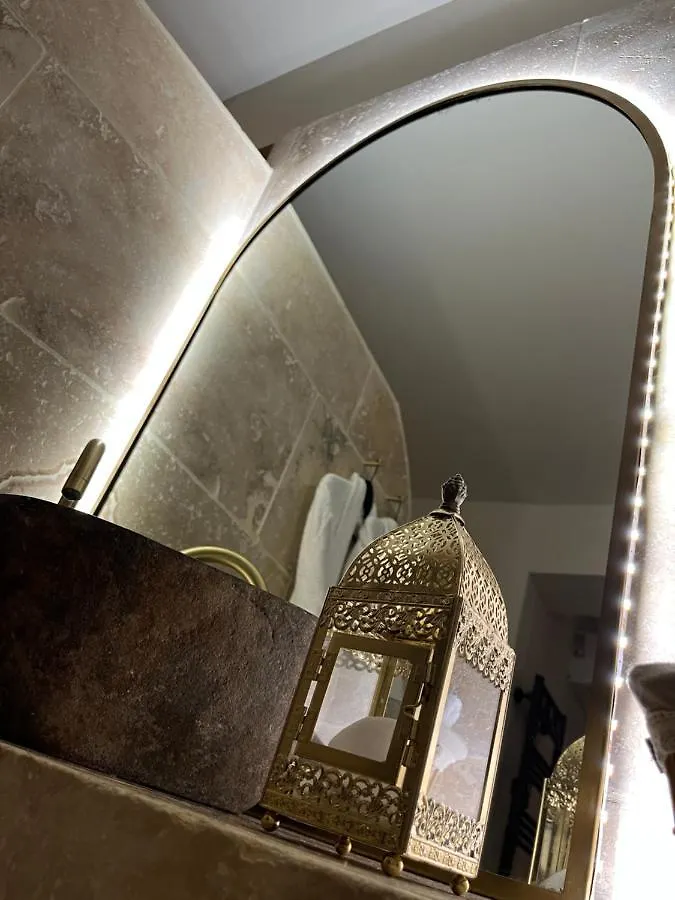 L'Excellence Avignon - Suite Luxe Sauna, Hammam & Jaccuzzi Love hotel