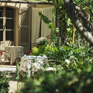 Guest house Les Jardins De Baracane, Avignon
